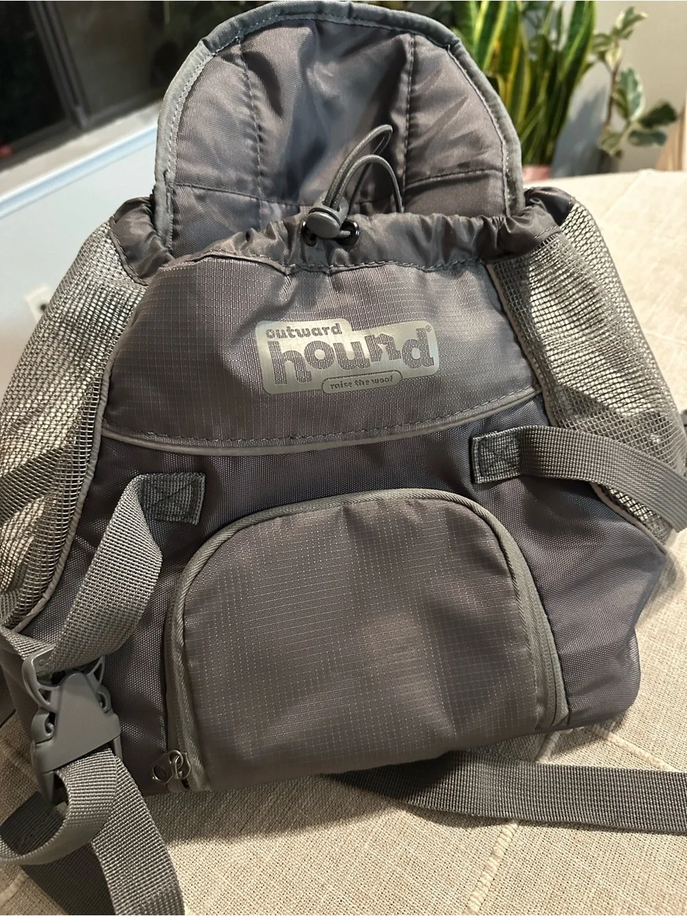 Outward Hound light gray Front Dog Carrier Backpack Bag small to Medium,
